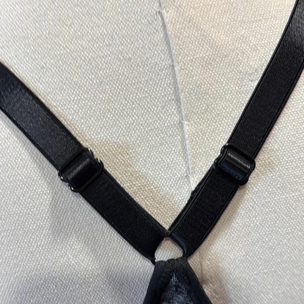Gray Racerback Sports Bra with Scoop Neckline - Picture 6 of 6